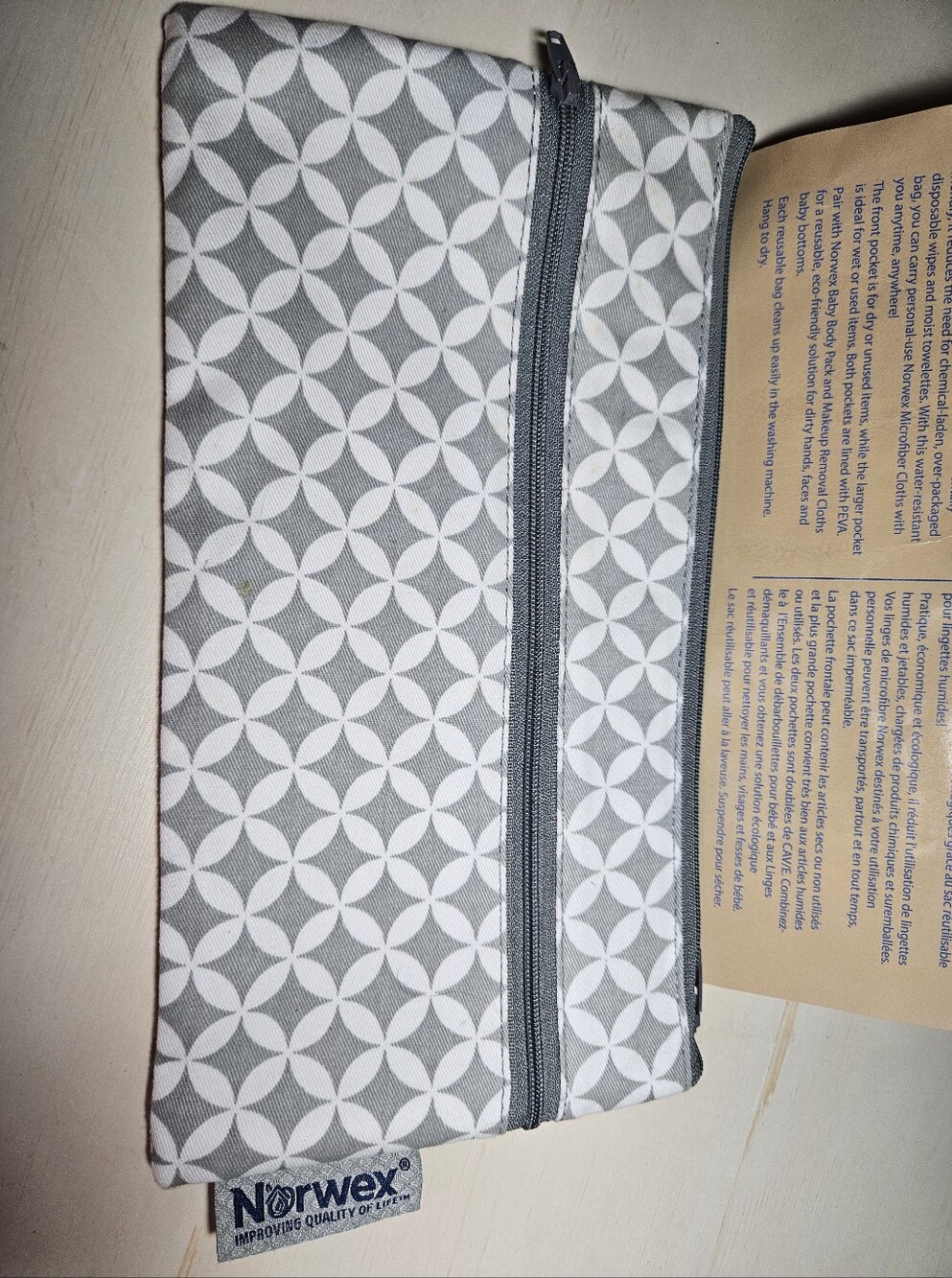 Norwex Gray & White Circular Pattern Zip Pouch